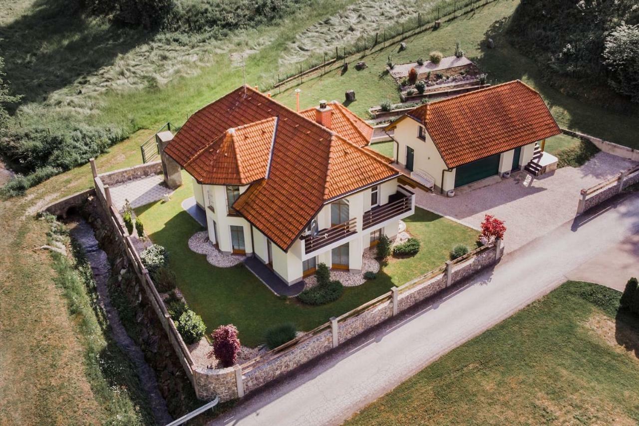 House Of Adventure - The Base To Explore Slovenia Laze v Tuhinju Esterno foto